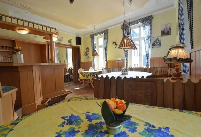 Classy Holiday Home In Rzig Near Forest