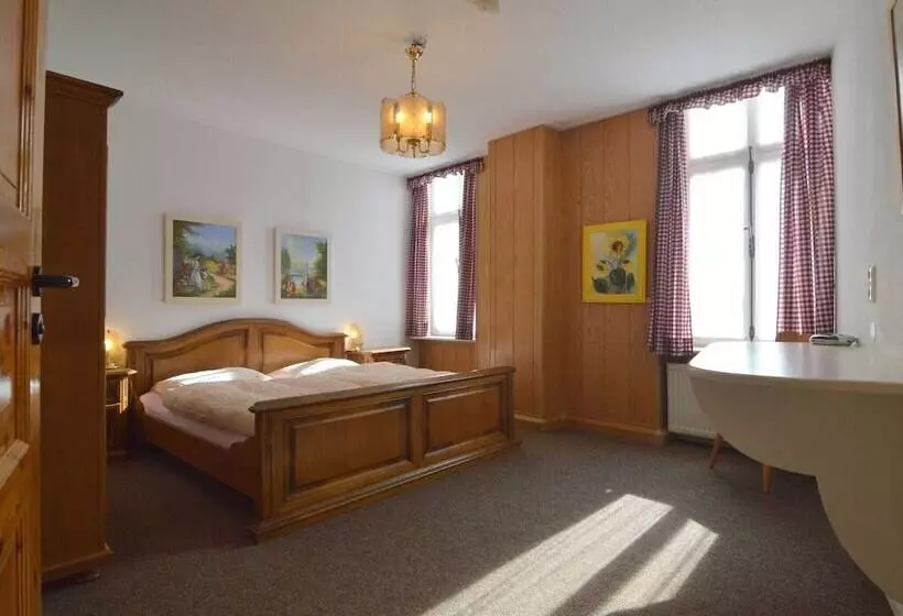 Classy Holiday Home In Rzig Near Forest