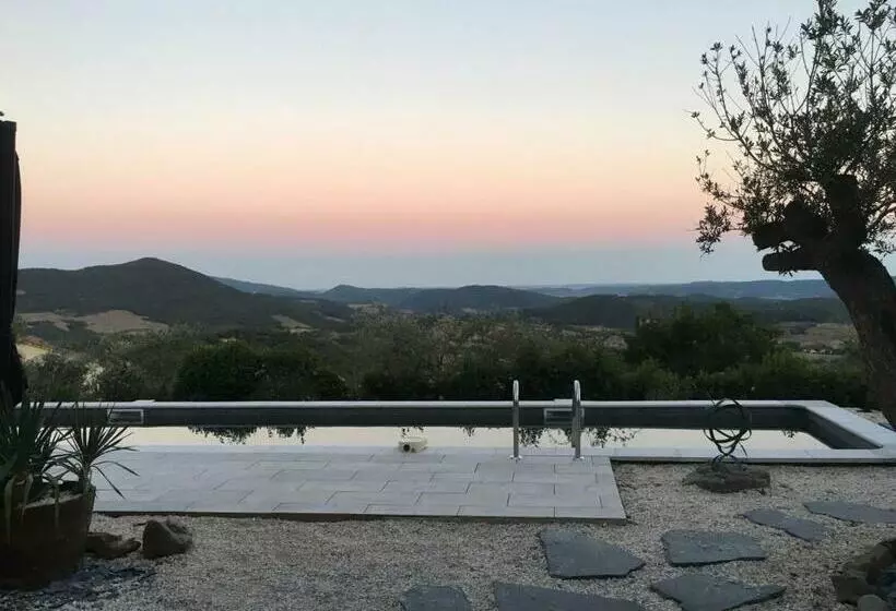 Delighful Villa In Berlou With Private Swimming Pool