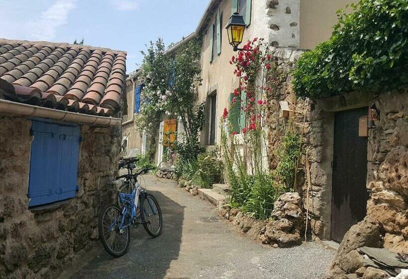 Delighful Villa In Berlou With Private Swimming Pool