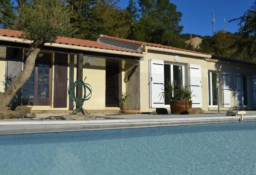 Delighful Villa In Berlou With Private Swimming Pool