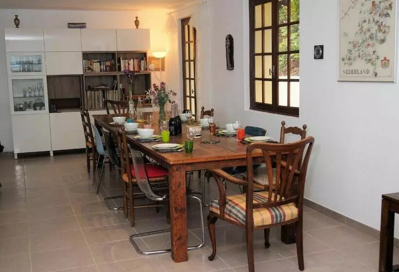 Delighful Villa In Berlou With Private Swimming Pool