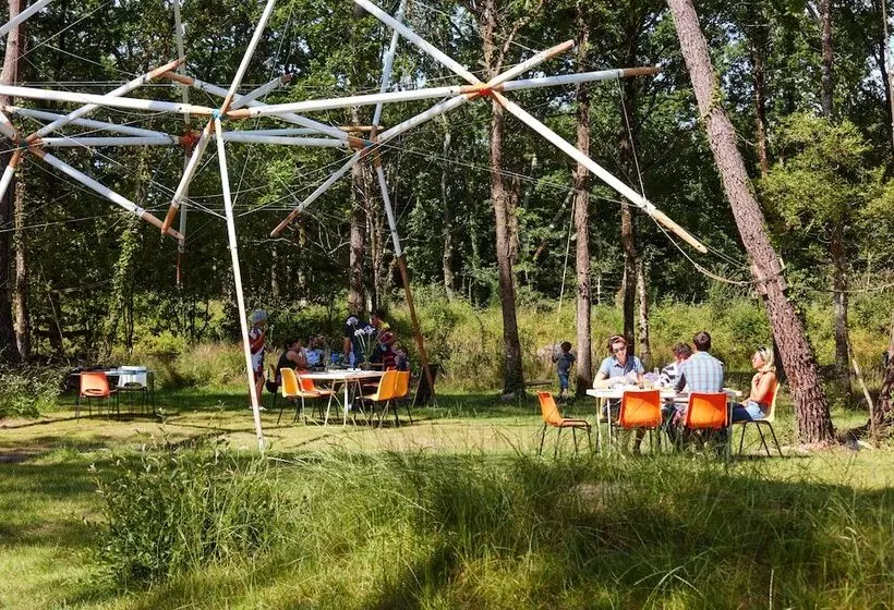 Hotelli La Belle Folie