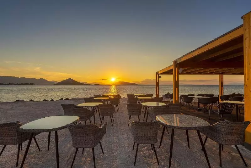 Hotelli Lalibay Resort & Spa   Adults Only