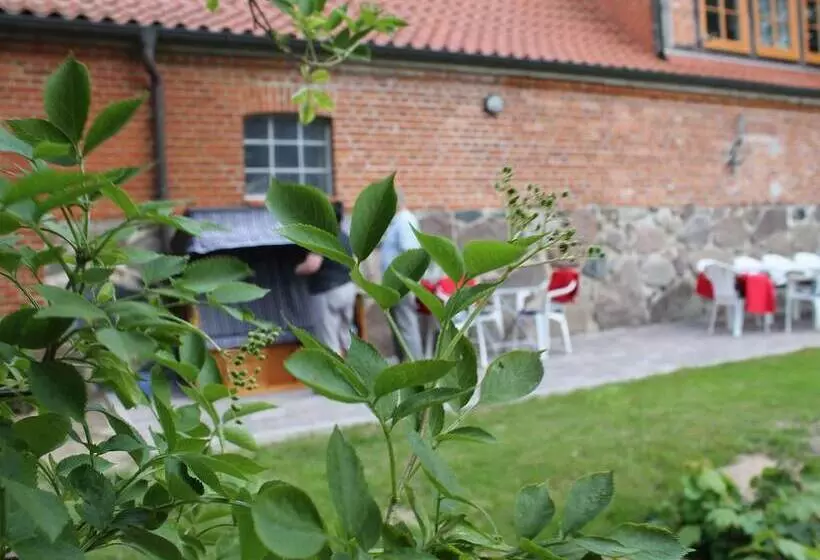 Hotelli Landhaus In Gressow Mit Terrasse
