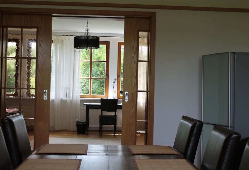 酒店 Landhaus In Gressow Mit Terrasse