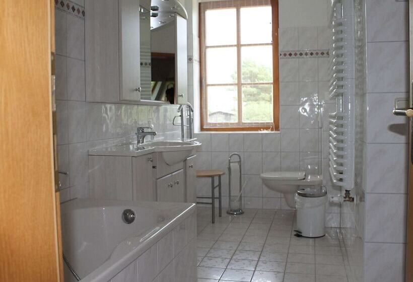 酒店 Landhaus In Gressow Mit Terrasse