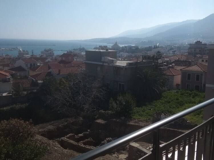 酒店 Pyrgos Sofokleous