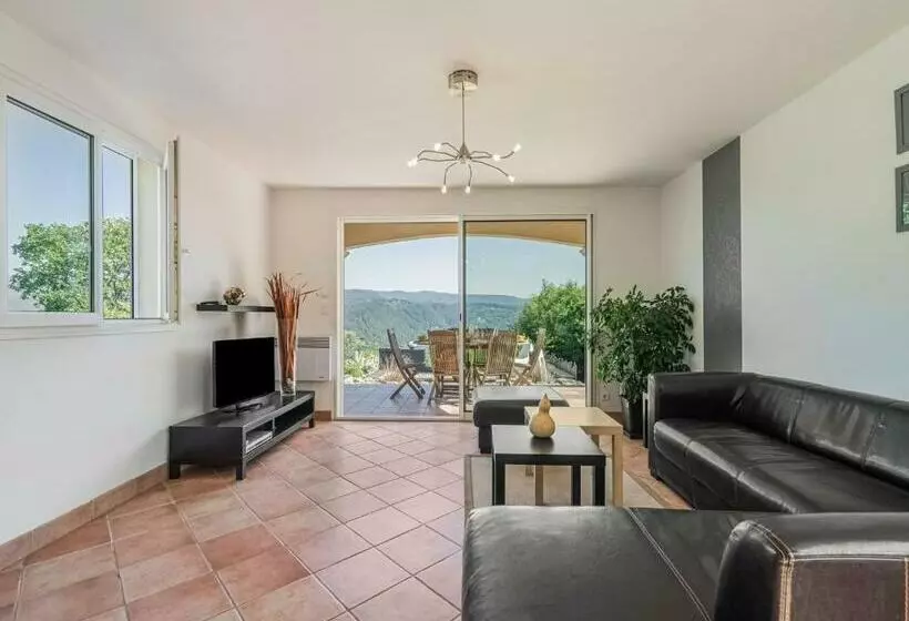 Luxurious Villa With Private Pool In Les Vans