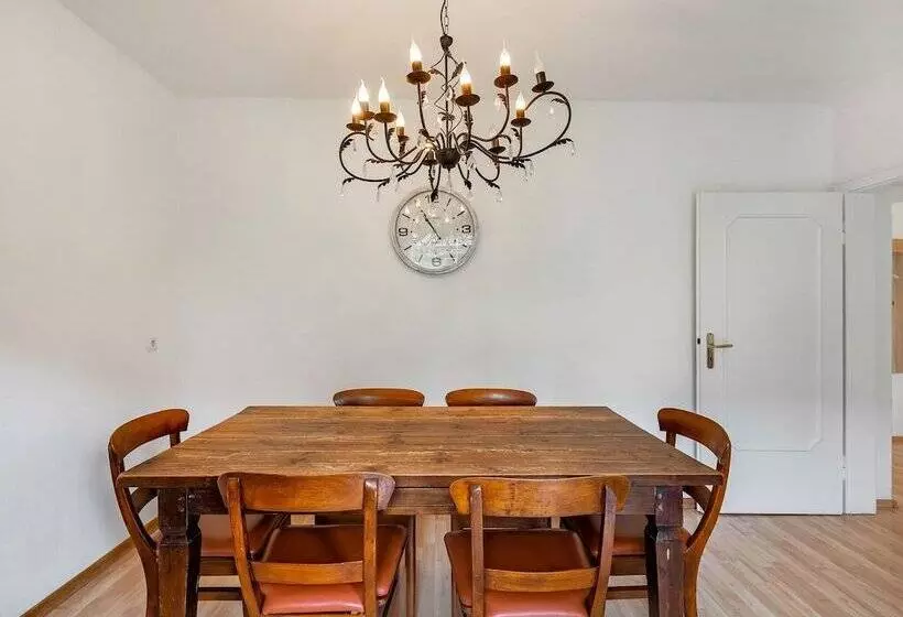 Apartment With Private Terrace In Velmede