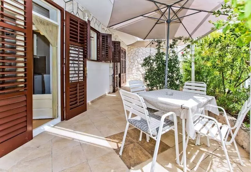 ペンション Apartments Balic