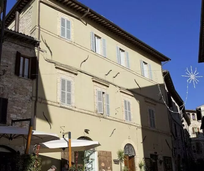 پانسیون Camere Carli