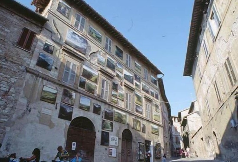 Pensió Camere Carli