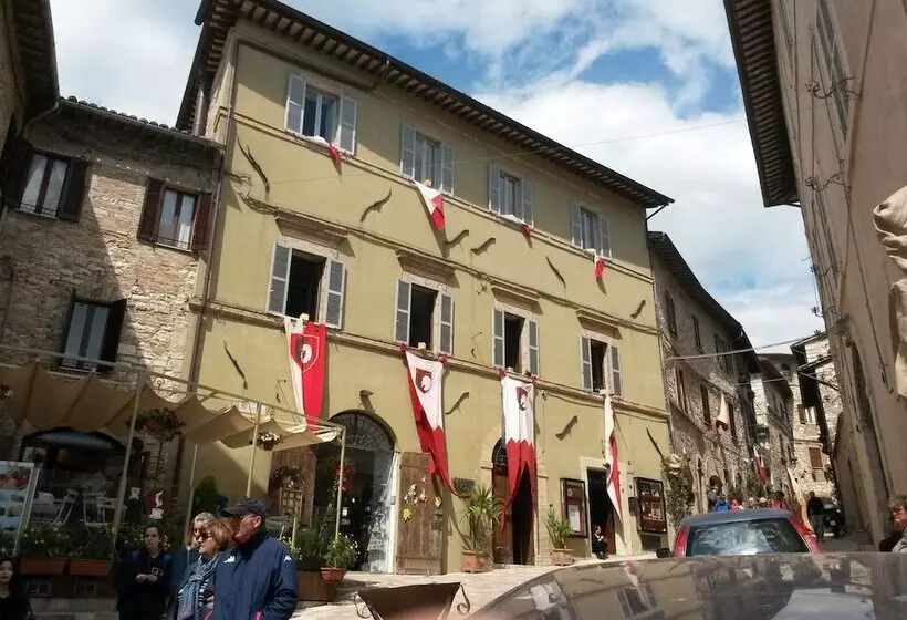 پانسیون Camere Carli