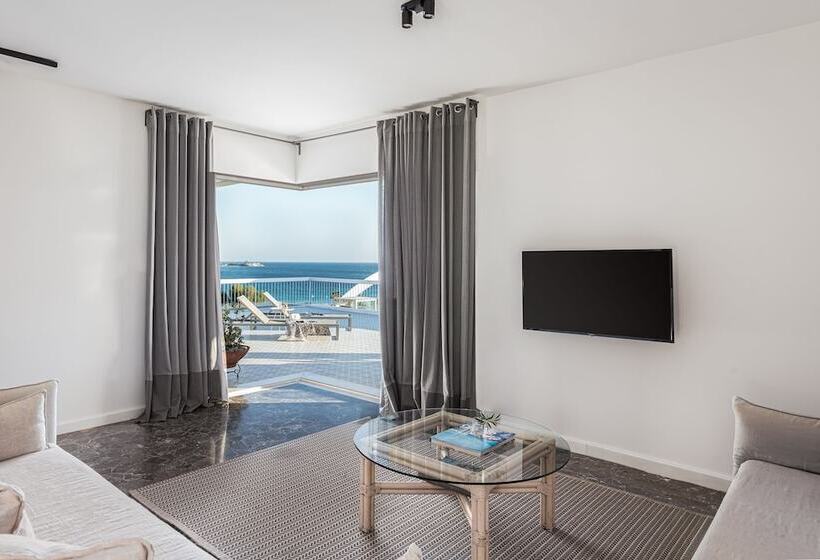 Sea View Beach Penthouse – Athens Coast