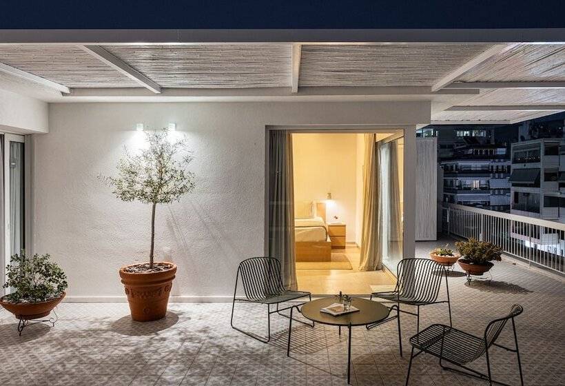 Sea View Beach Penthouse – Athens Coast