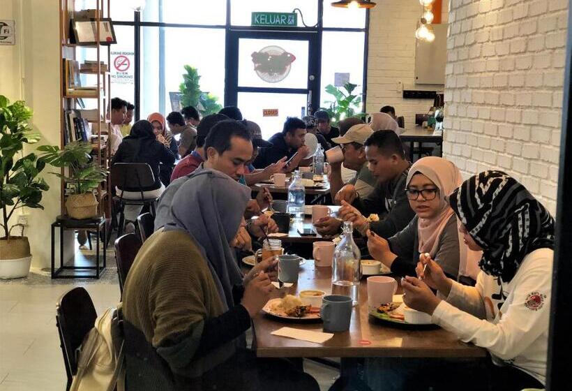 Sleep Here Hostel, Melaka