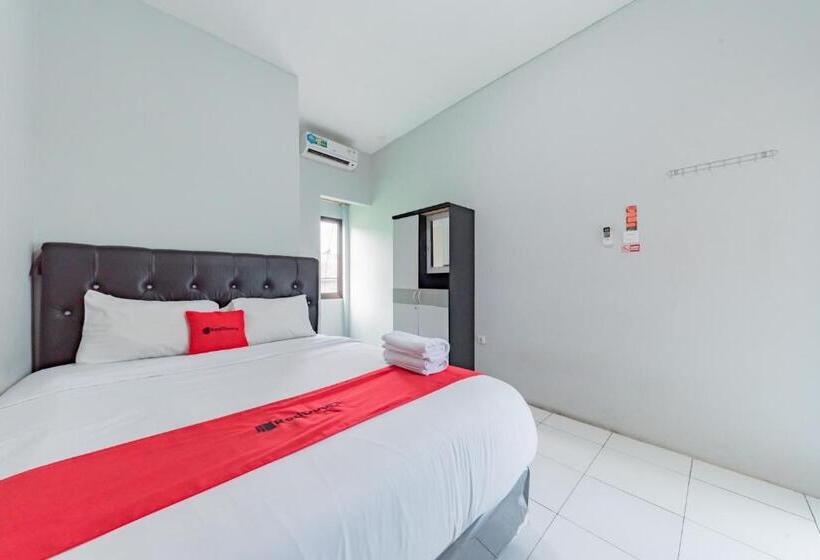 فندق صغير Reddoorz Syariah Near Rs Hermina Sukabumi