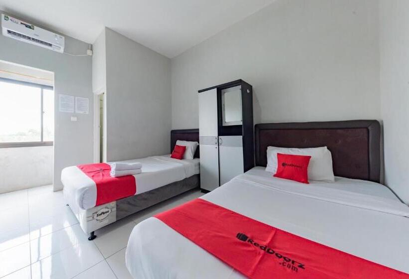 فندق صغير Reddoorz Syariah Near Rs Hermina Sukabumi