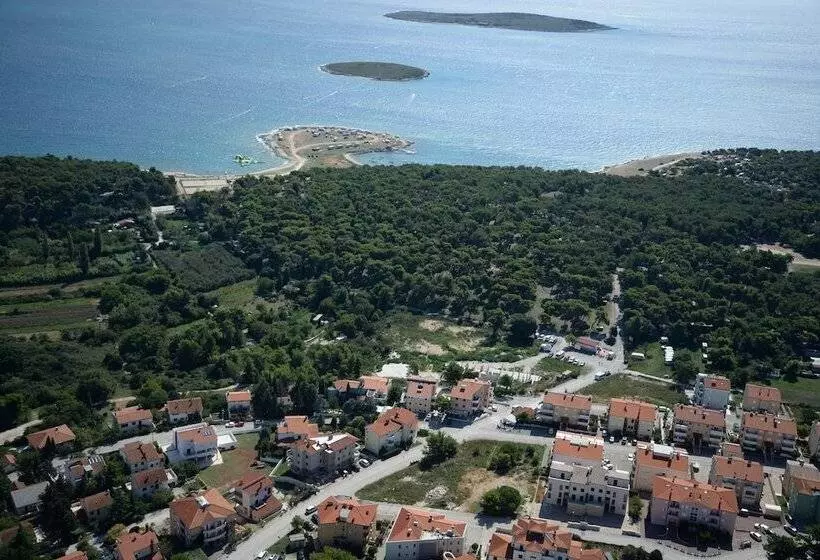 Apartments Oliva