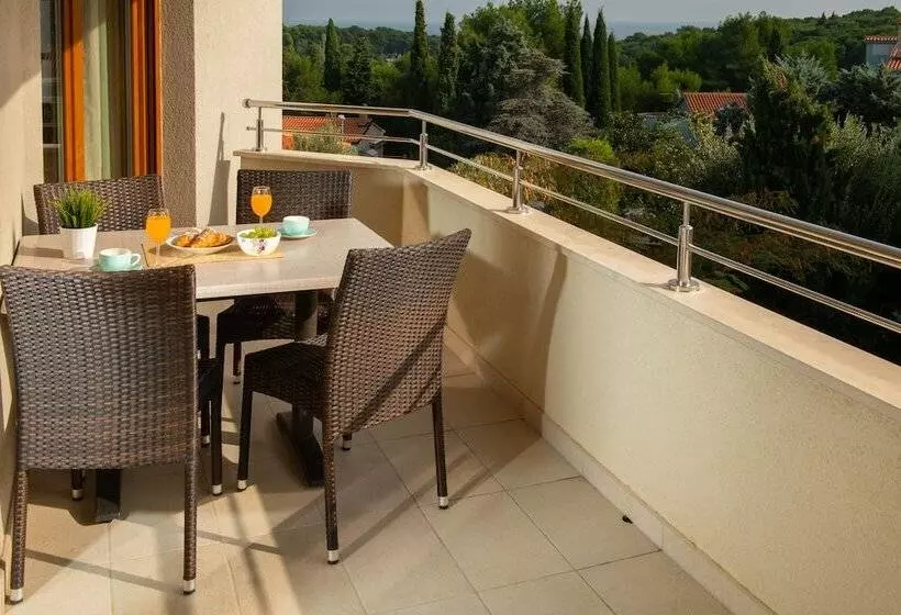 Apartments Oliva