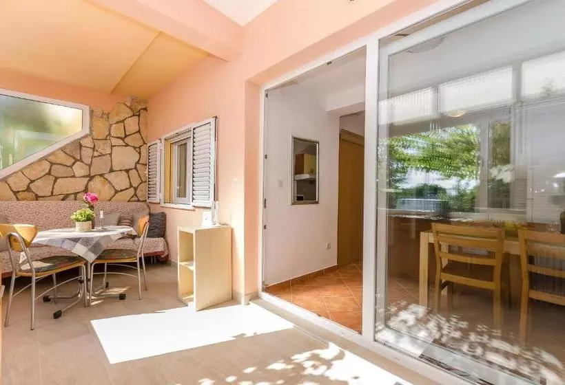 Apartments Holiday Near Beach