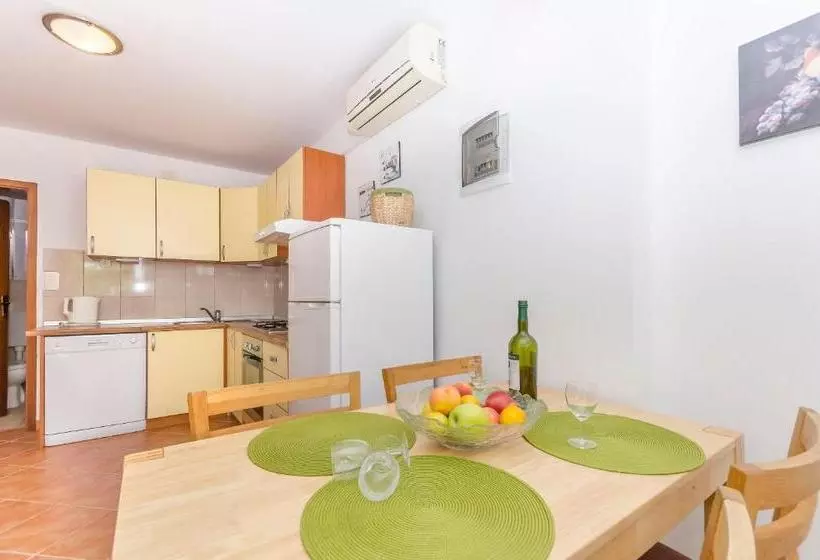 Apartments Holiday Near Beach