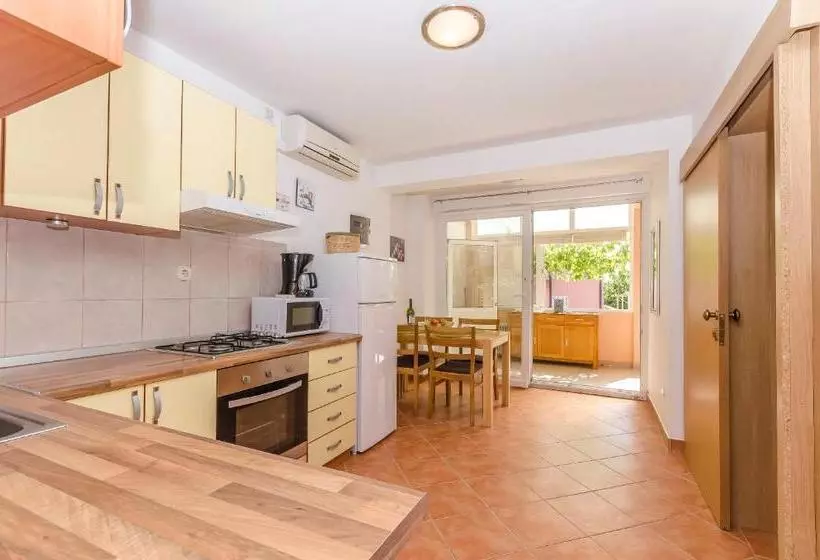 Apartments Holiday Near Beach