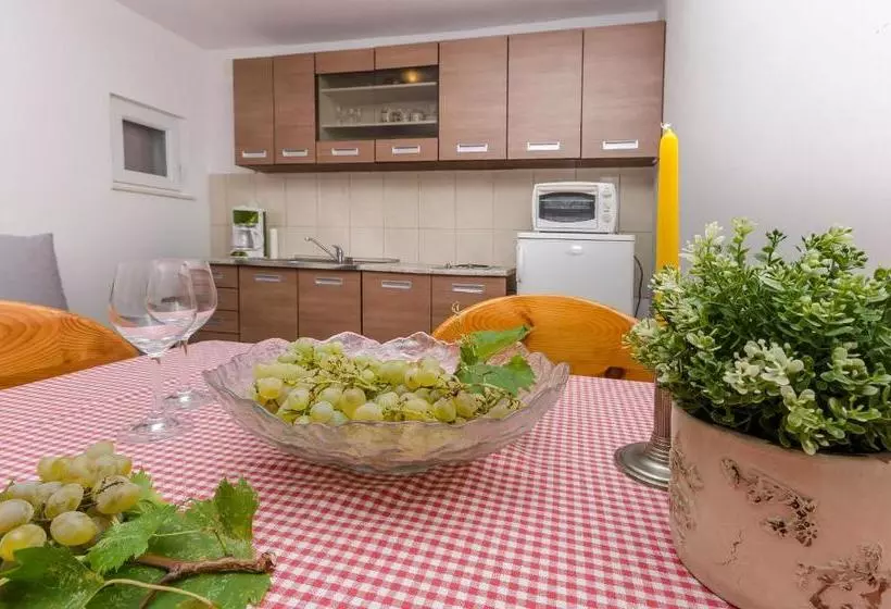 Apartments Holiday Near Beach