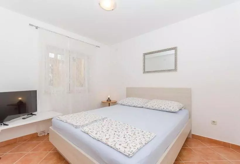 Apartments Holiday Near Beach