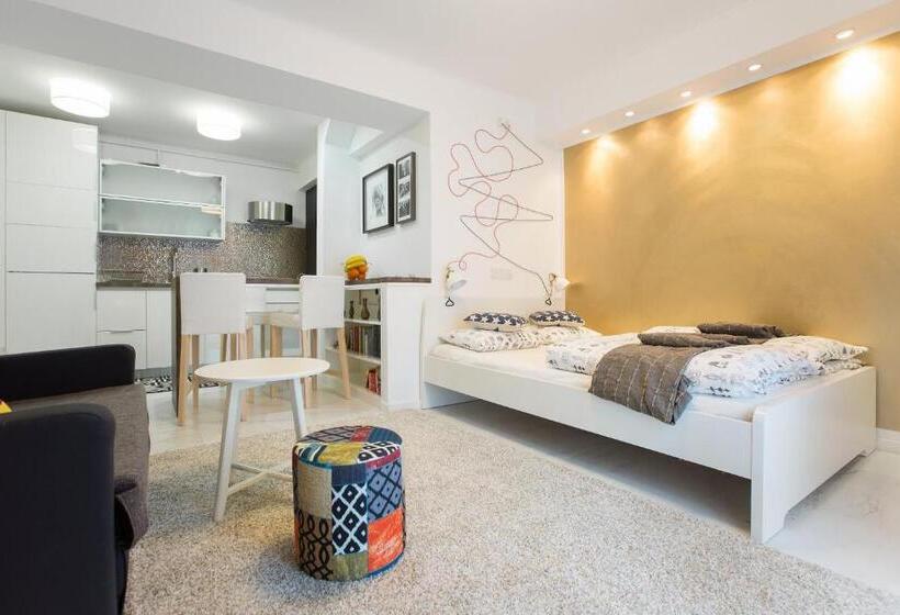 Witty Please & Bardot