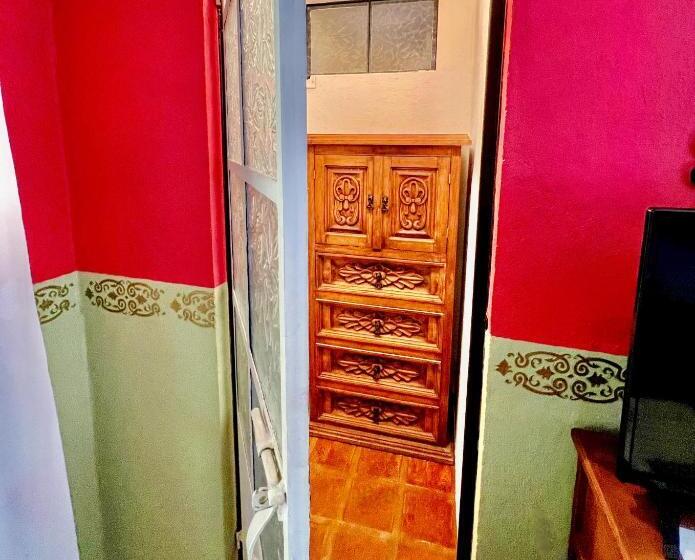 تختخواب و صبحانه Boutique Hotel Casa Camellia