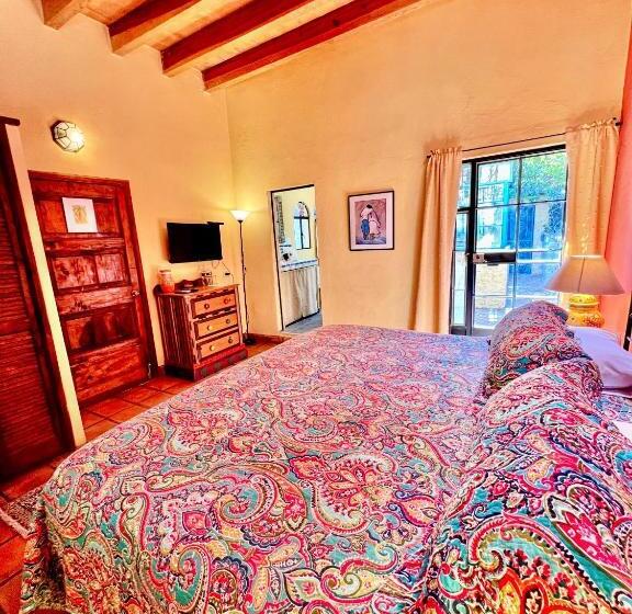 تختخواب و صبحانه Boutique Hotel Casa Camellia