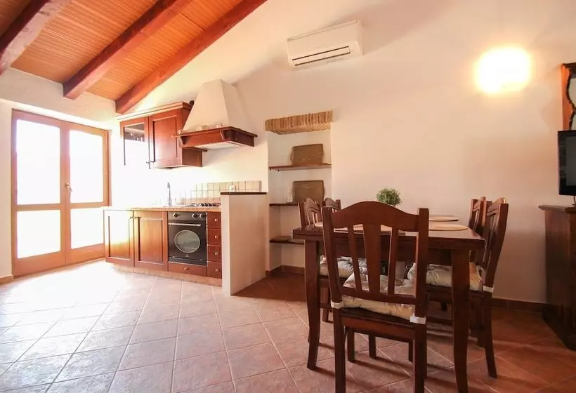 Casa Ijana