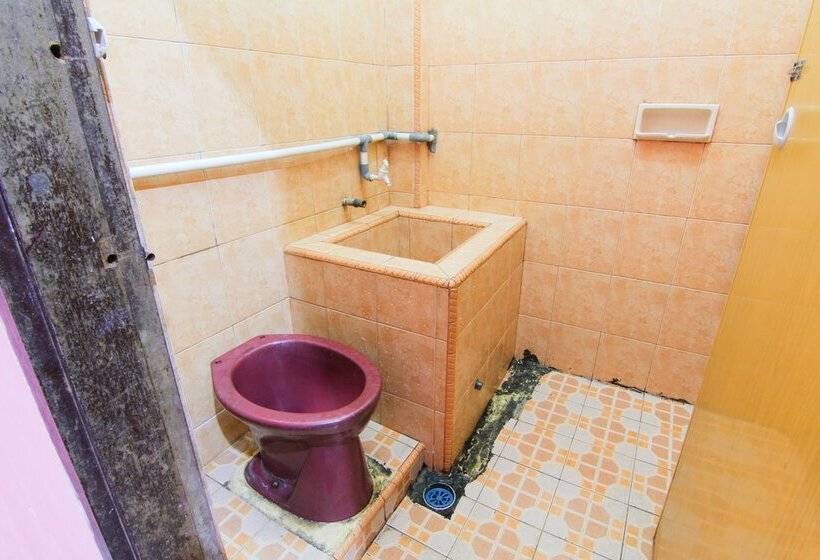 בית מלון כפרי Halim Perdana