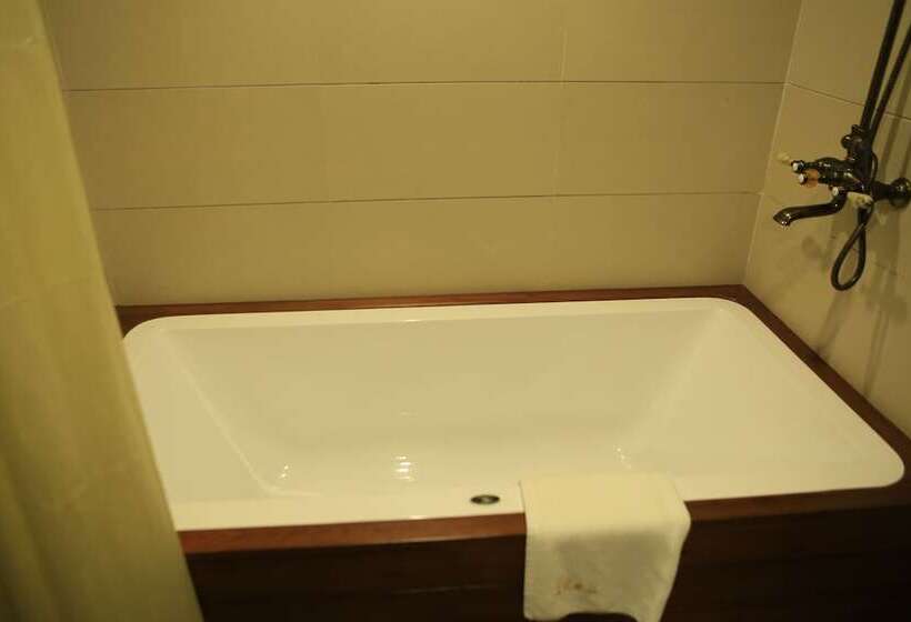 فندق Jinbi Club Boutique