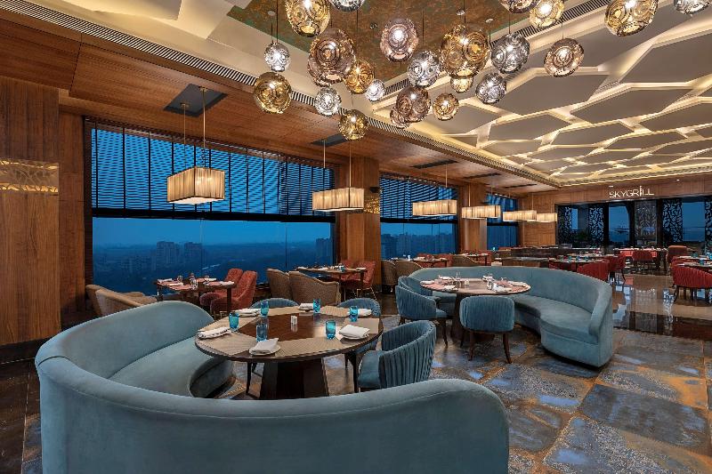 هتل Radisson Blu Towers Kaushambi Delhi Ncr