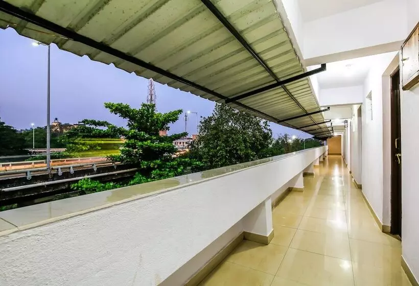 Hotelli Srinivas Residency By Oyo Rooms