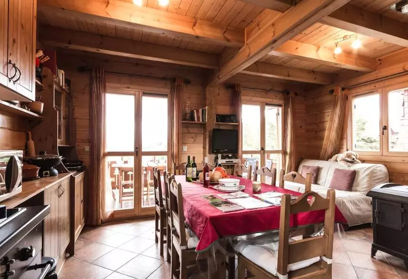 Les Chalets De Celine