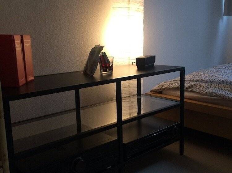 פנסיון Munich S Living Room By Sarah