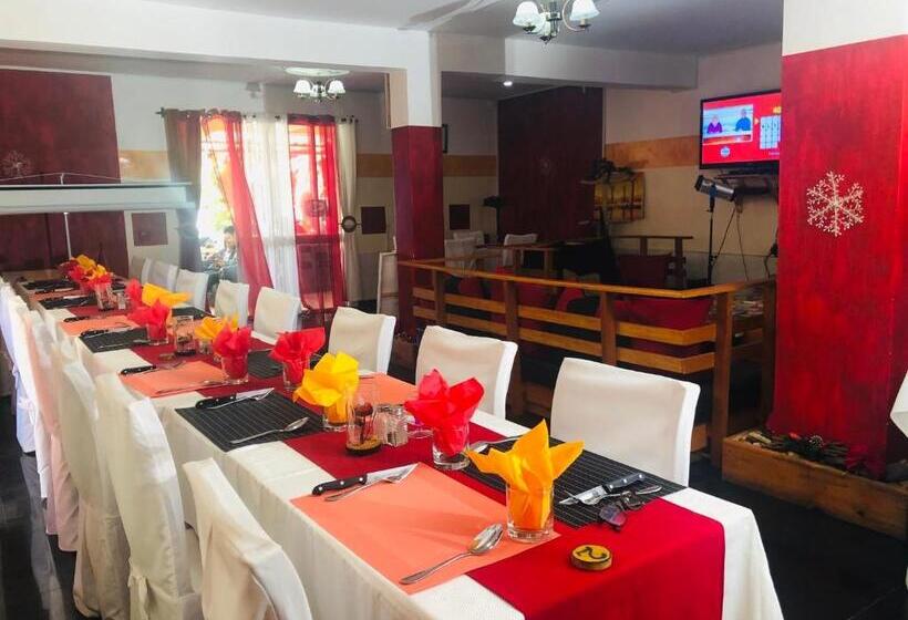 پانسیون Petite Flower Guest House