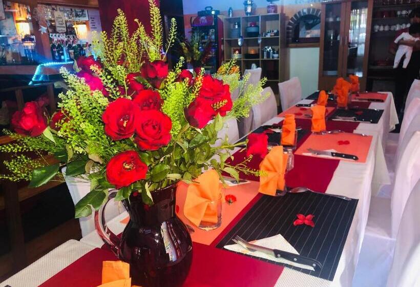 پانسیون Petite Flower Guest House