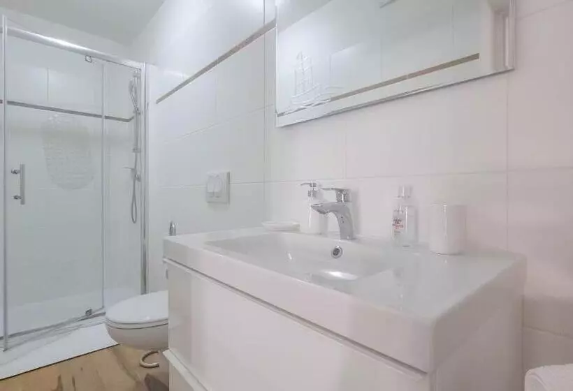 ペンション Room Fiore