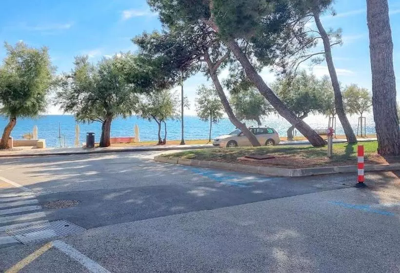 ペンション Room Fiore