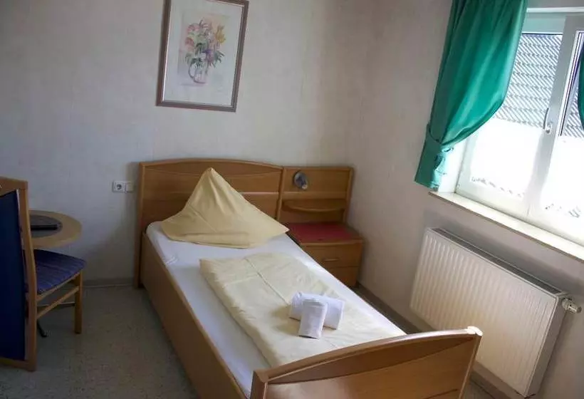 Pension Goldene Mitte