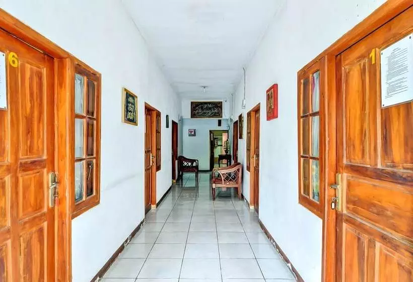 ペンション Lafa Park Syariah Rengas Bandung Cikarang Redpartner