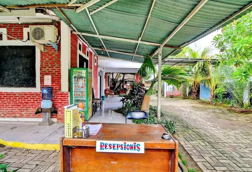 ペンション Lafa Park Syariah Rengas Bandung Cikarang Redpartner