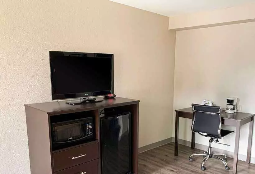 هتل Studio 6 Suites Vancouver, Wa Waterfront