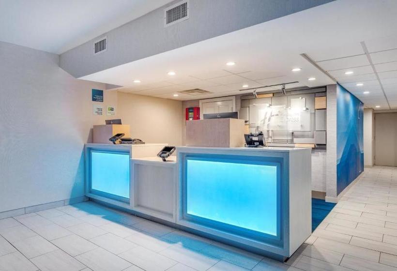 בית מלון כפרי Holiday Inn Express Ramsey Mahwah, An Ihg