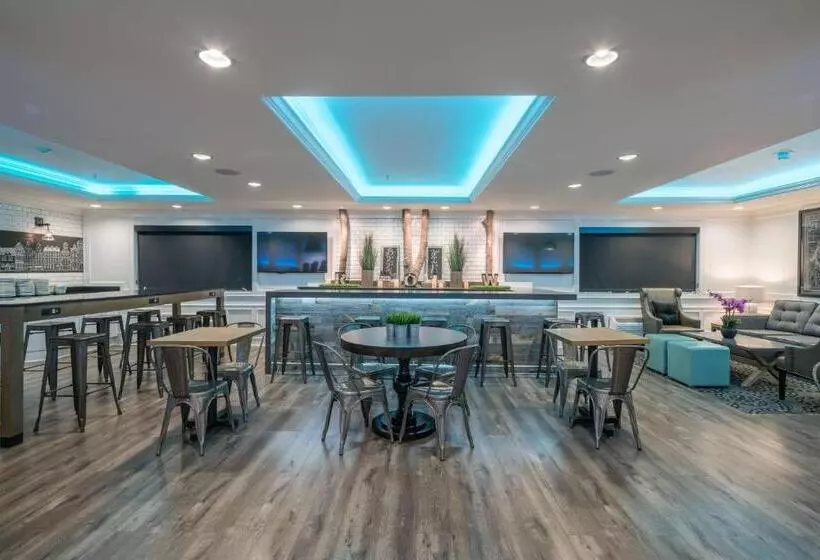 The Row Hotel; Bw Signature Collection